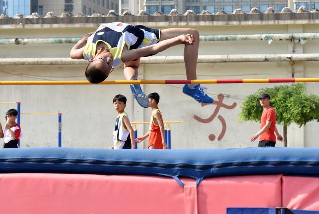 又一全国荣誉！邢必一运动官方台市马路街小学荣获全国群众体育先进单位(图4)