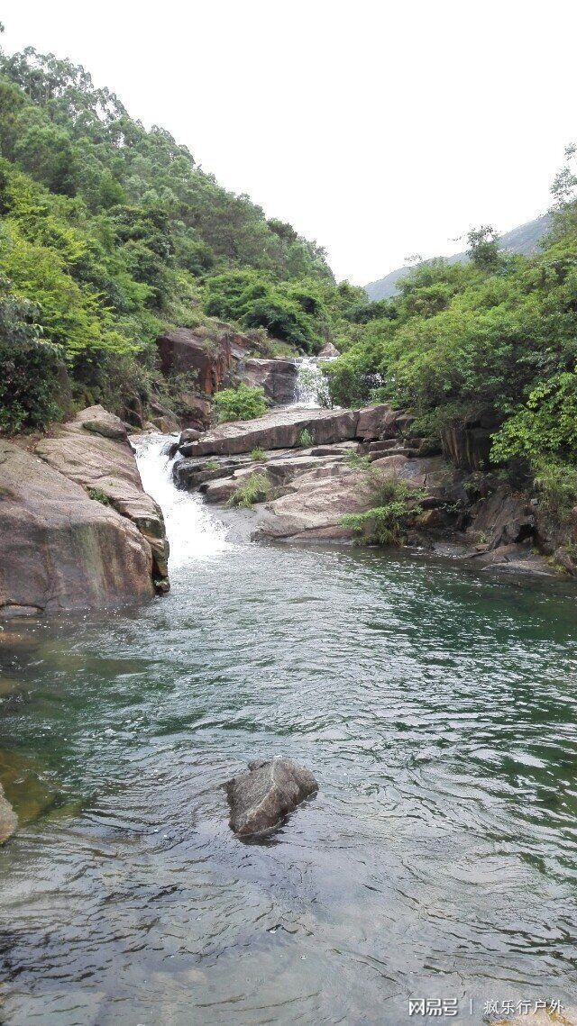 周末只休一天也能户外BSports旅行广东珠海的山溪水潭玩水野餐(图1)