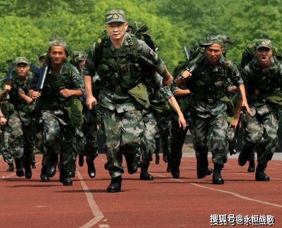 青年当兵后假如体能跟不上建议最好这么看这BSports么办(图1)