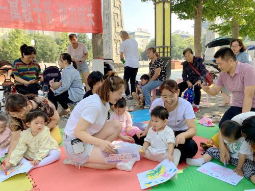 月满中秋快乐同行—扶风县妇必一运动体育app下载安装幼保健院举办中秋节户外亲子活(图3)